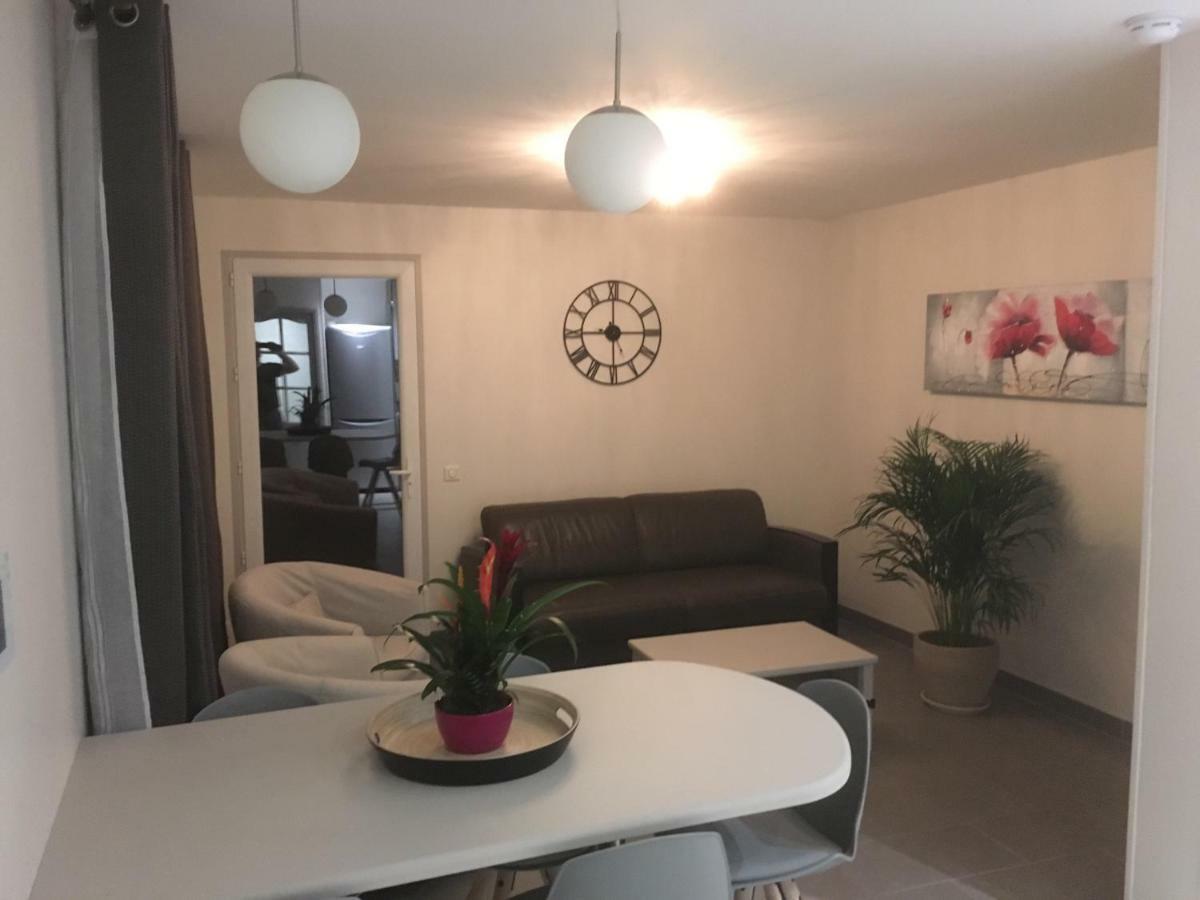 Appartement Au Tilleul à Mezieres-sur-Seine Extérieur photo